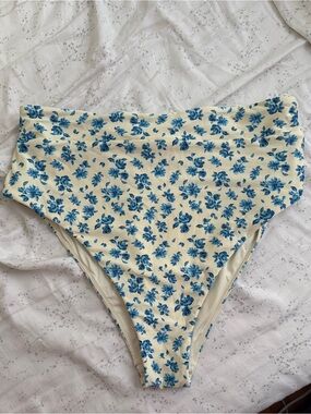 Monday Swimwear Cream High-Waist Bikini Bottom with Blue Floral Print